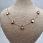 گردنبند طلا ونکلیف دخترانه